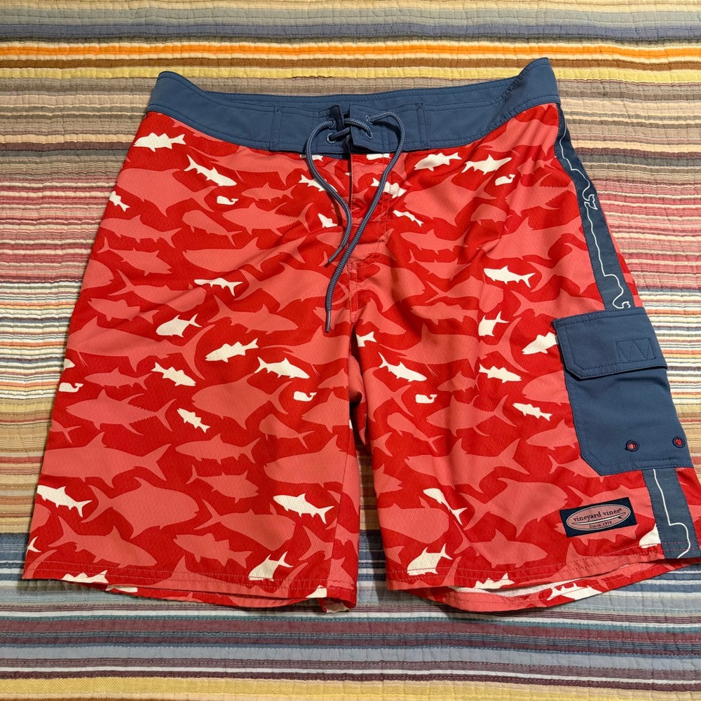 Vineyard Vines Mens Shark Print Board Shorts Red Blue Swim Trunks Size 32